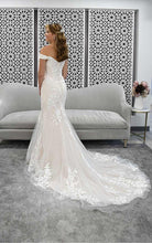 Load image into Gallery viewer, Stella York #7272

