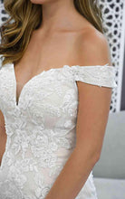 Load image into Gallery viewer, Stella York #7272
