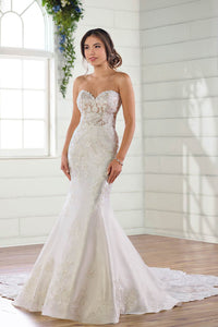 Essense of australia d2556 top
