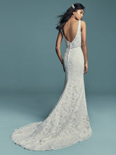 Load image into Gallery viewer, Maggie Sottero #Caroline
